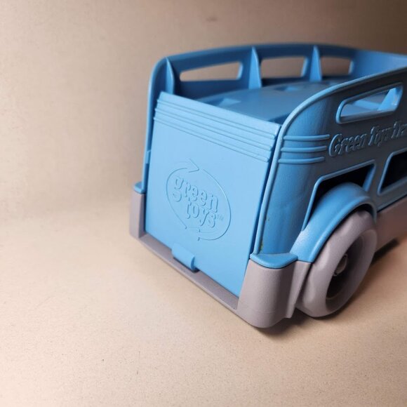 GREEN TOYS Blue Car Transporter Carrier 100% Recycled Plastic Pretend Preschool - Picture 9 of 13